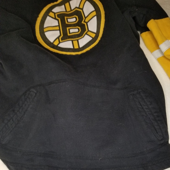 Boston Bruins Sweatshirt - Picture 3 of 6